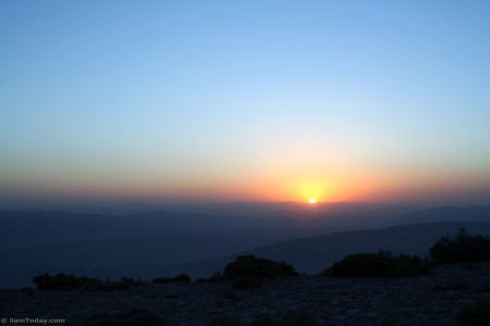 تماشای طلوع آفتاب بر فراز کبیرکوه