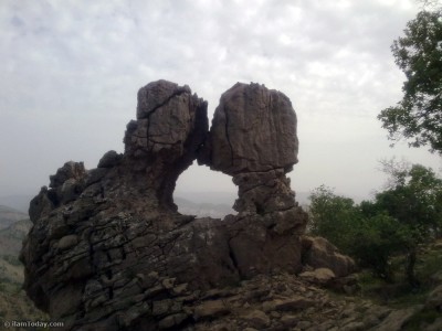 منظره سنگي در ارتفاعات كبير كوه