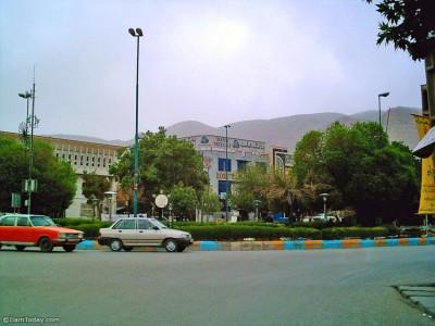 میدان 22 بهمن شهر ایلام