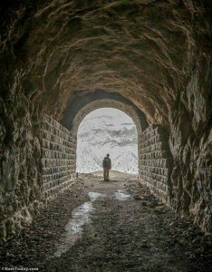 تونل تاریخی رنو ایوان