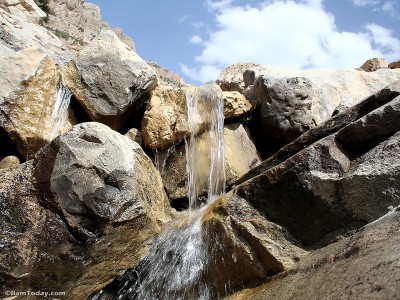 چشمه آب