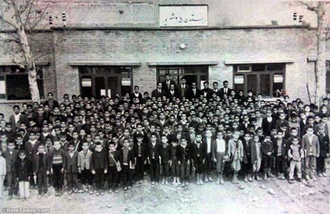مراسم آغاز سال تحصیلی دهه ۴۰ ایلام