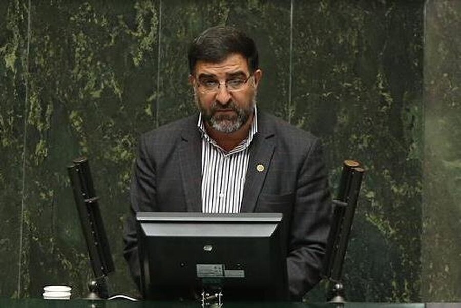 نام ۵ نماینده ادوار استان ایلام در لیست استخدام های رانتی زنگنه!
